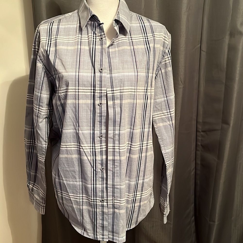 JOSEPH Abboud Men's Blue and White Plaid Collared Button Down. Size Medium